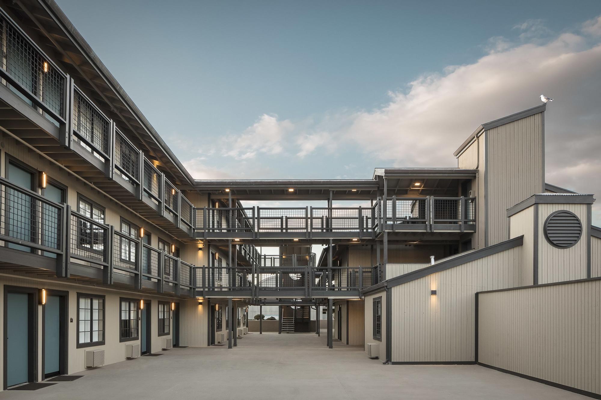 Wave Street Inn Monterey Eksteriør bilde
