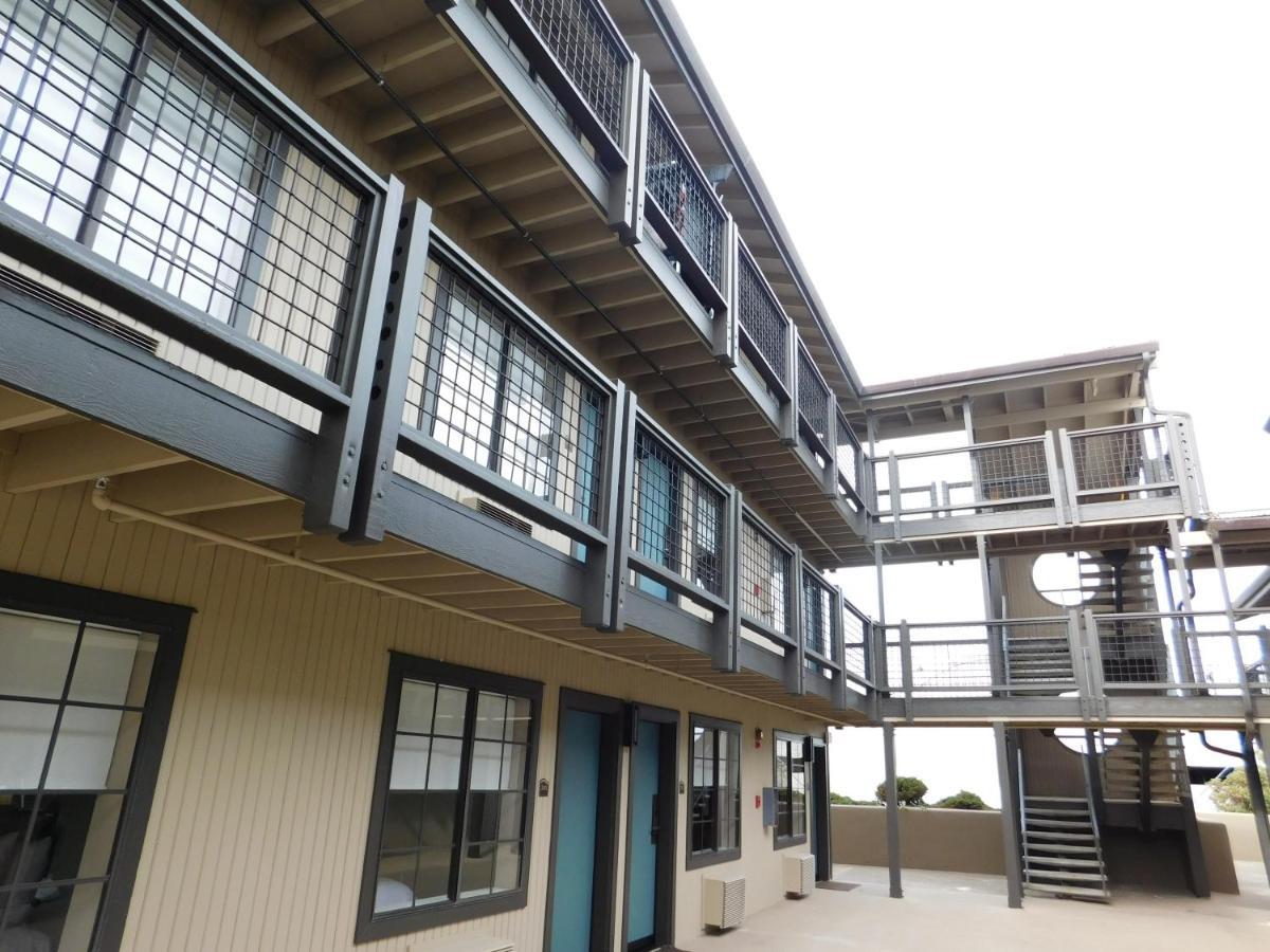 Wave Street Inn Monterey Eksteriør bilde